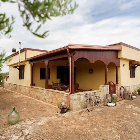 Villa Mario Mottola Esterno foto